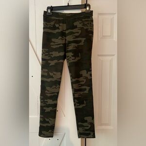 Sanctuary camo pants